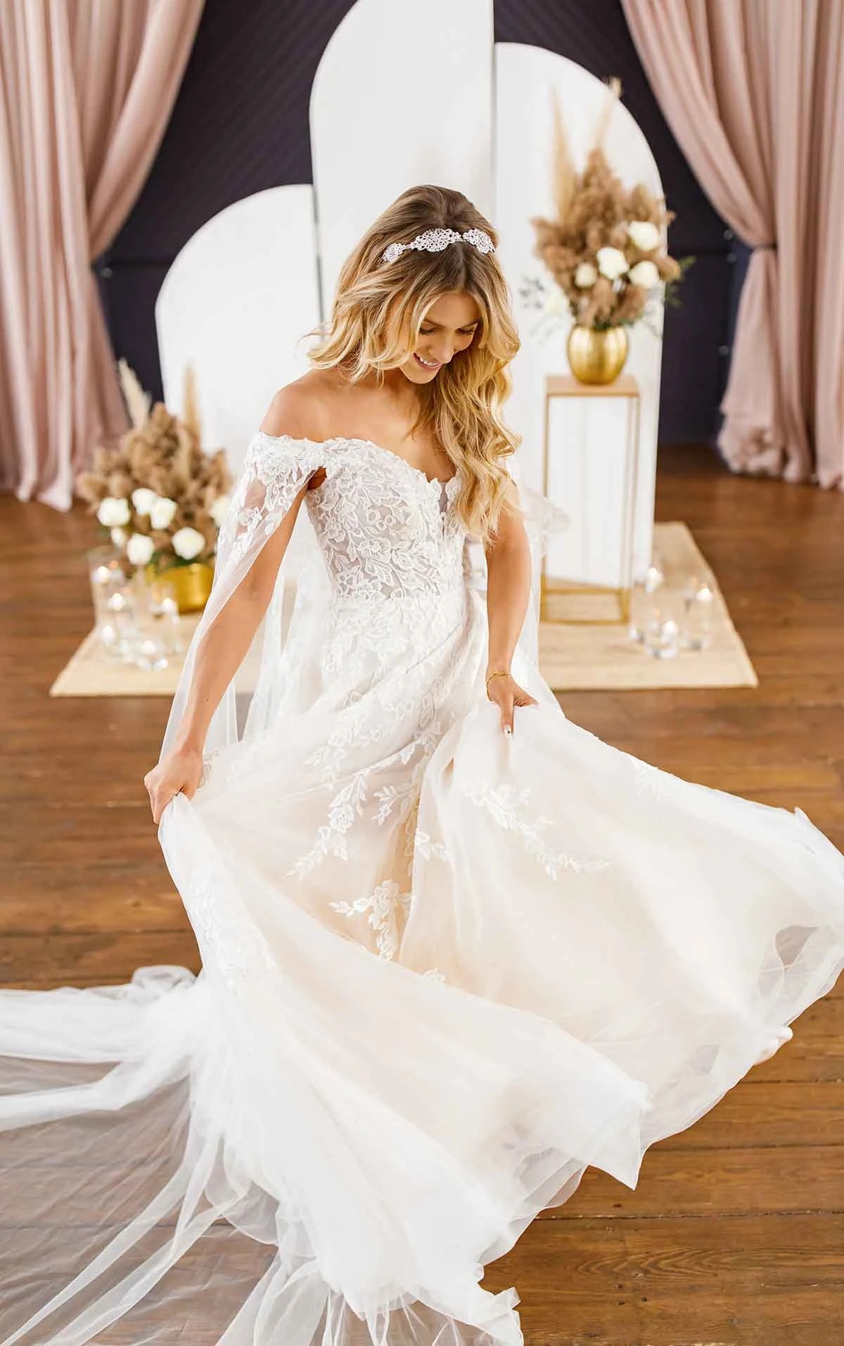 7316 - Sweetheart Off-the-Shoulder Wedding Dress with Detachable Train